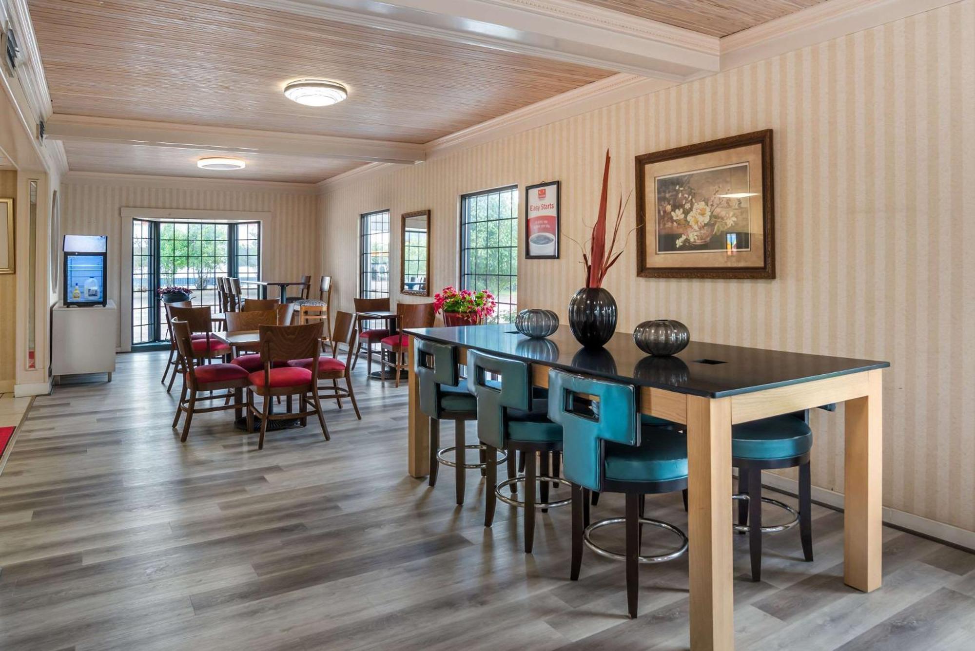 Econo Lodge Inn & Suites Philadelphia Exterior foto